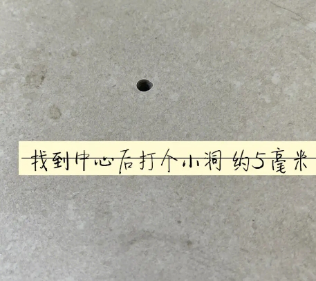 仙游瓷砖空鼓维修公司专业解答在瓷砖铺贴过程中，如果砂料搅拌不均匀，将会带来以下问题